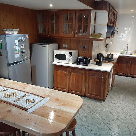 Hostal Victor Пукон Екстер'єр фото