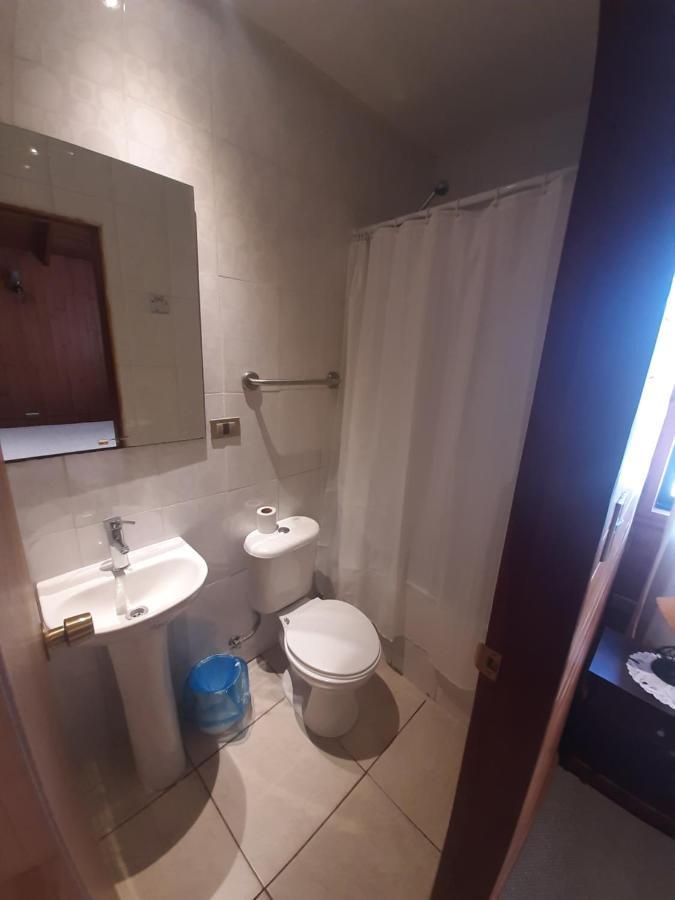 Hostal Victor Пукон Екстер'єр фото