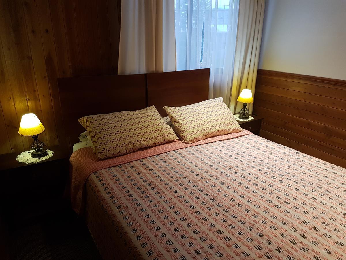 Hostal Victor Пукон Екстер'єр фото