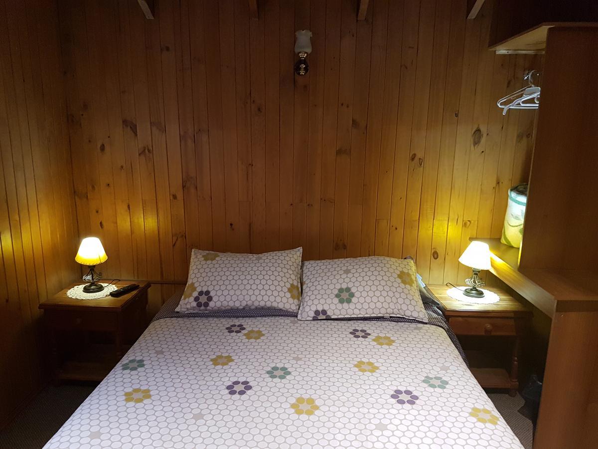 Hostal Victor Пукон Екстер'єр фото